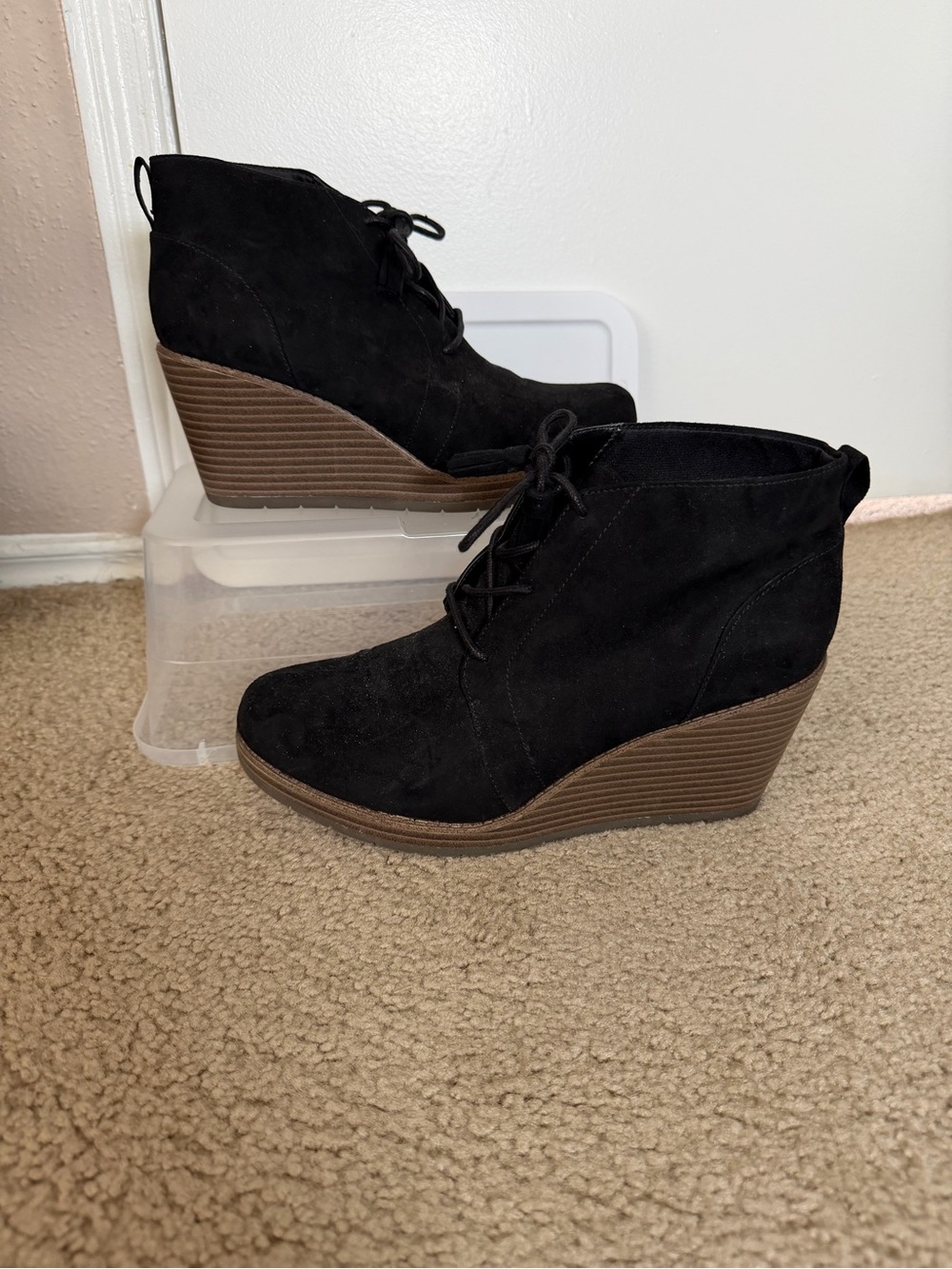 Dr. Scholls Black Wedge Ankle Booties - Classic Suede Look - 9.5M